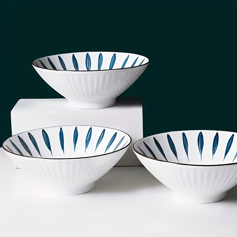 Set of Four Premium Ceramic Bowls Featuring a Distinctive Design, Perfect for Serving Large Portions of Traditional Japanese Ramen Soup in a Retro Style