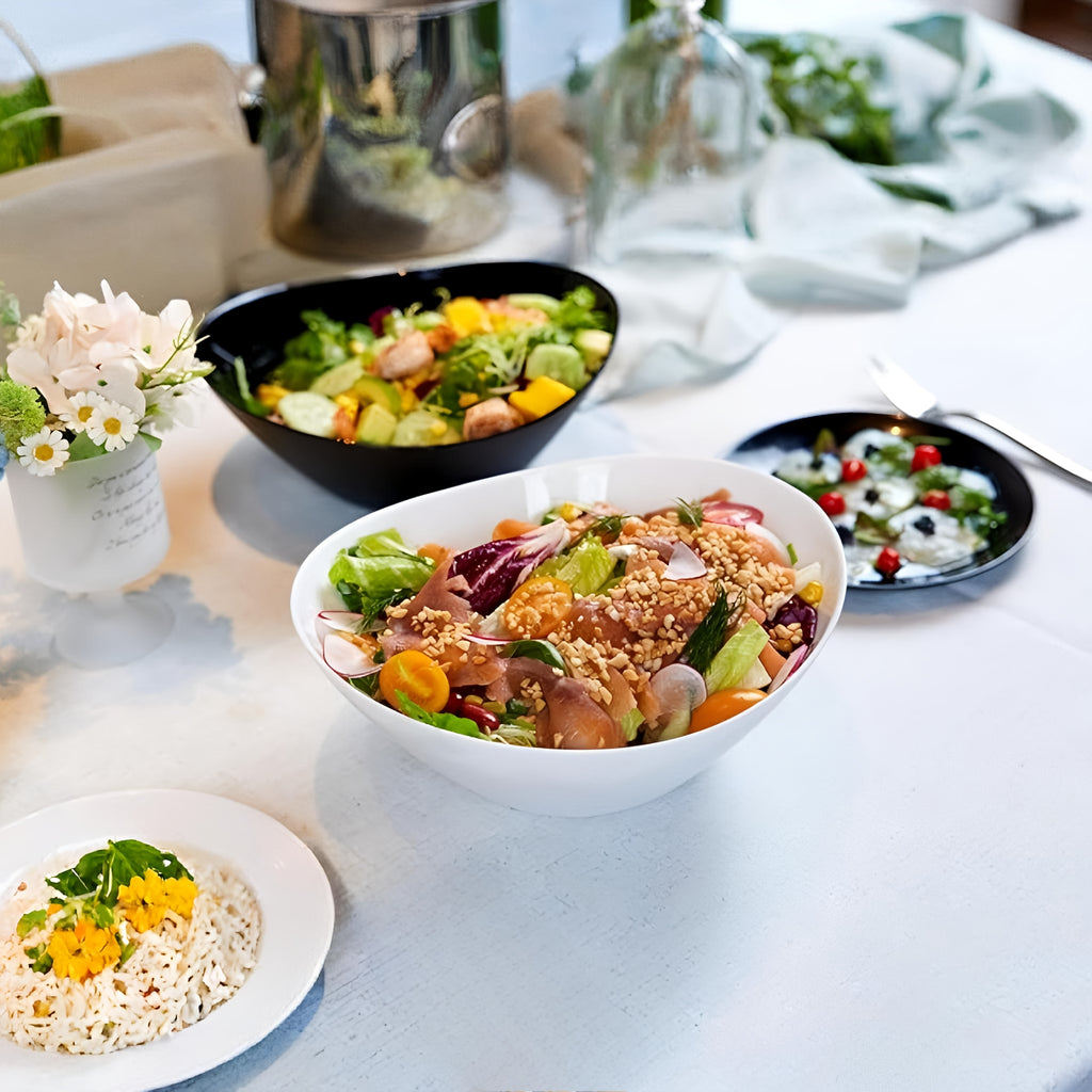 4pcs Salad Bowl Set, 66oz White Salad Bowls (2pcs) and 30oz Black Salad Bowls (2pcs), Striped Design Thickened Glass Material, Suitable for Salad Bowls, Soup Bowls, Breakfast Oatmeal Bowls, Multifunctional Kitchen Tableware