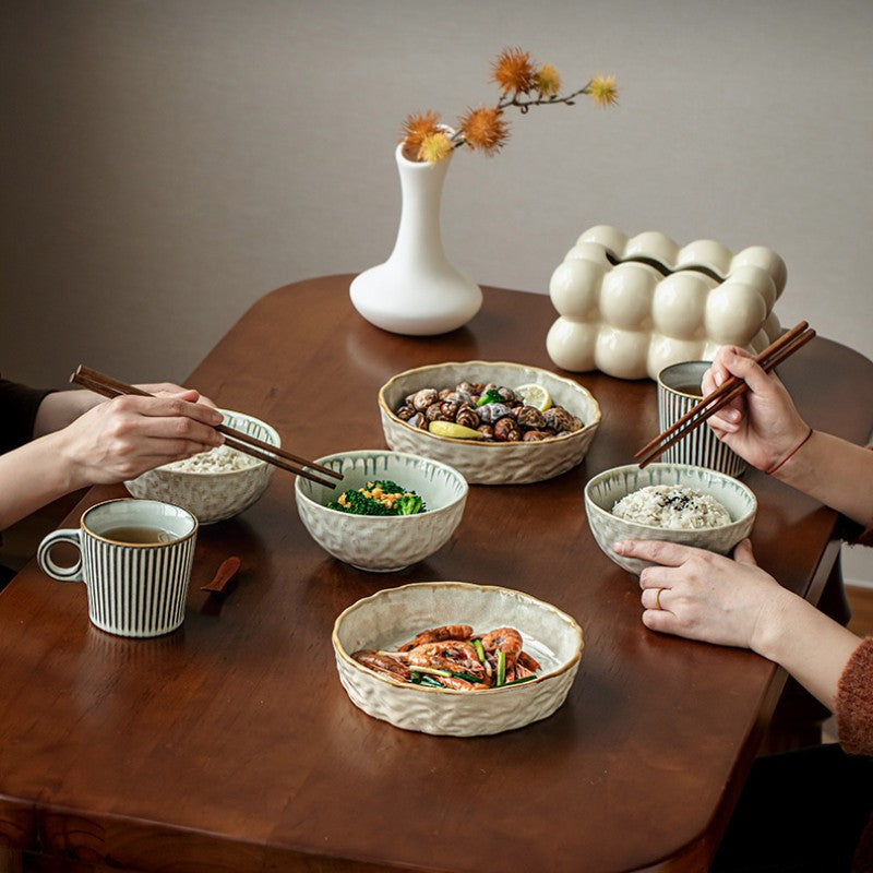 This Is a Uniquely Designed Ceramic Bowl Inspired by Twilight, Perfect for Upscale Dining. It Features a Water Ripple Pattern And Embodies Nordic Characteristics, Making It a Personalized Choice for Serving Salads And Fruits